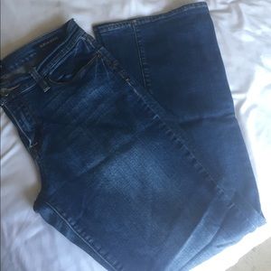 EUC! LUCKY BRAND Sofia Bootcut sz. 10R